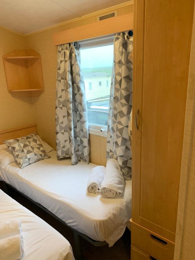 Newquay Bay Porth Caravan Hotel Exterior foto