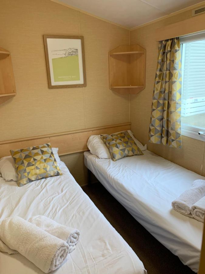 Newquay Bay Porth Caravan Hotel Exterior foto